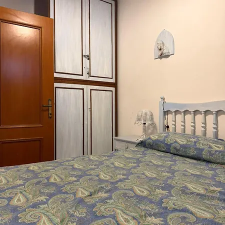 בית נופש Agenzia Arcipelago Murene R פונזה